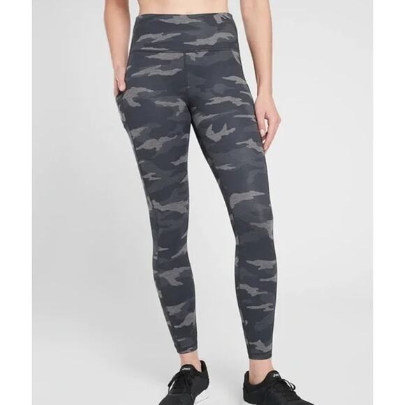 Athleta Elation‎ High Rise Camo 7/8 Tight Black Gray Size Small - Picture 1 of 9